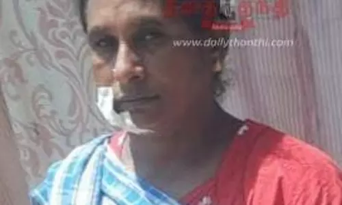 அந்தியூர் அருகே வீடு புகுந்து துணிகரம்: கத்திமுனையில் பெண்ணிடம்5 பவுன் தாலிசங்கிலி பறிப்பு- முகமூடி கொள்ளையனுக்கு போலீஸ் வலைவீச்சு