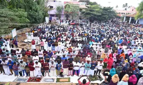 பக்ரீத் பண்டிகை சிறப்பு தொழுகை