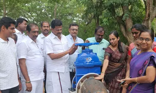 15-வது நிதிக்குழு மானிய திட்டத்தில் ரூ.49 லட்சத்தில் தரைமட்ட நீர்த்தேக்க தொட்டி-பொதுமக்களுக்கு சீரான குடிநீர் வழங்க ஏற்பாடு