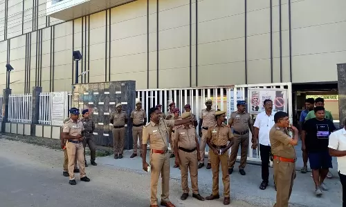 மாமன்னன் திரைப்படம் திரையிட்டதியேட்டர்களுக்கு பலத்த போலீஸ் பாதுகாப்பு:எதிர்ப்பு தெரிவித்து போராடிய 46 பேர் கைது