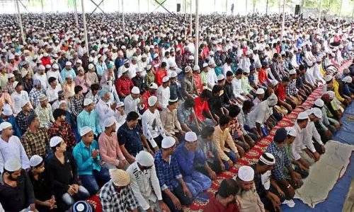 கோவையில் பக்ரீத் சிறப்பு தொழுகை