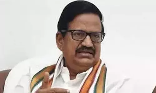 மக்களை பிரித்து ஆளுவது தான் பா.ஜனதாவின் கொள்கை - கே.எஸ்.அழகிரி மக்களை பிரித்து ஆளுவது தான் பா.ஜனதாவின் கொள்கை - கே.எஸ்.அழகிரி