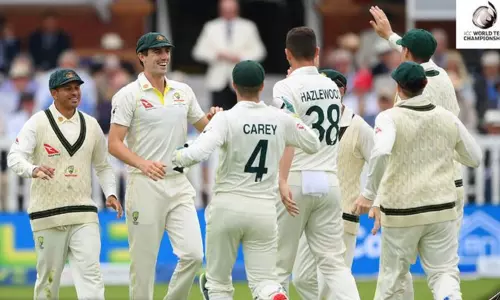 ஆஷஸ் 2வது டெஸ்ட்; முதல் இன்னிங்சில் இங்கிலாந்து 325 ரன்னில் ஆல் அவுட்..!