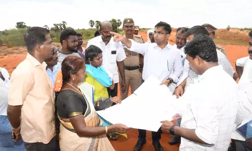 தாமிரபரணி-கருமேனியாறு-நம்பியாறு இணைப்பு திட்டம்:1.3 கி.மீ. கால்வாய் அமைக்க நில உரிமையாளர்களிடம் பேச்சுவார்த்தை