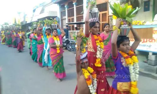 தீர்த்தக்குடம் ஊர்வலம்