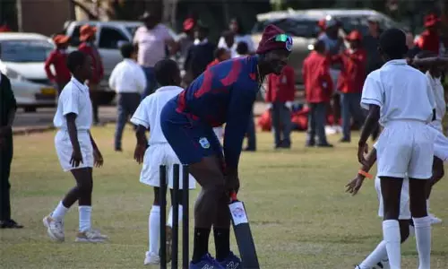 உலகக் கோப்பை கிரிக்கெட் தகுதி சுற்று: வெஸ்ட் இண்டீஸ், ஸ்காட்லாந்து இன்று மோதல் உலகக் கோப்பை கிரிக்கெட் தகுதி சுற்று: வெஸ்ட் இண்டீஸ், ஸ்காட்லாந்து இன்று மோதல்