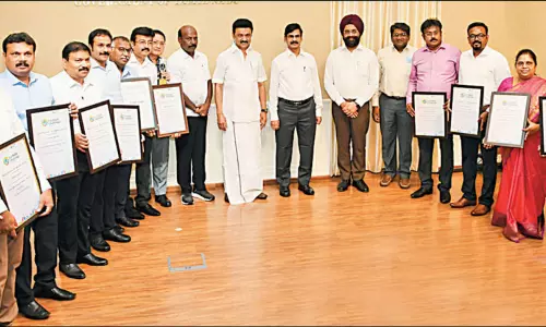 உணவு பாதுகாப்பு தொடர்பாக இந்திய தர நிர்ணய ஆணைய போட்டியில் 13 மாவட்டங்களுக்கு விருது