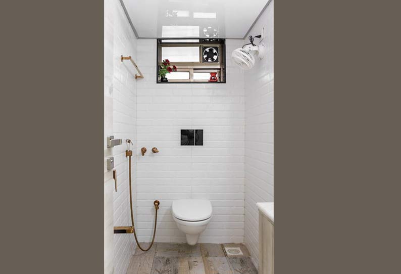 Ways to remove Salt Deposits in Bathroom குளியலறையில் படிந்திருக்கும்