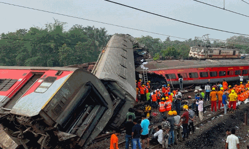 ஒடிசா ரெயில் விபத்து எதிரொலி: தென்கிழக்கு ரெயில்வேயின் பொது மேலாளர் நீக்கம்