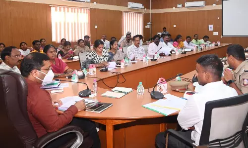 கள்ளக்குறிச்சியில் வன்கொடுமை தடுப்பு சட்ட விழிப்புணர்வு கூட்டம்: கலெக்டர் ஷ்ரவன்குமார் தலைமையில் நடந்தது கள்ளக்குறிச்சியில் வன்கொடுமை தடுப்பு சட்ட விழிப்புணர்வு கூட்டம்: கலெக்டர் ஷ்ரவன்குமார் தலைமையில் நடந்தது