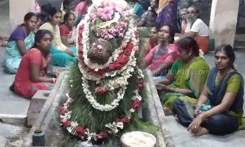 ஜாம்புவானோடை விஸ்வநாதர் கோவிலில் சனி பிரதோஷ வழிபாடு ஜாம்புவானோடை விஸ்வநாதர் கோவிலில் சனி பிரதோஷ வழிபாடு