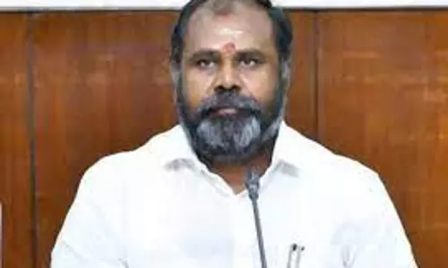 செந்தில் பாலாஜிக்காக மக்களை முதல்-அமைச்சர் பகைப்பது ஏன்?- ஆர்.பி.உதயகுமார் கேள்வி செந்தில் பாலாஜிக்காக மக்களை முதல்-அமைச்சர் பகைப்பது ஏன்?- ஆர்.பி.உதயகுமார் கேள்வி