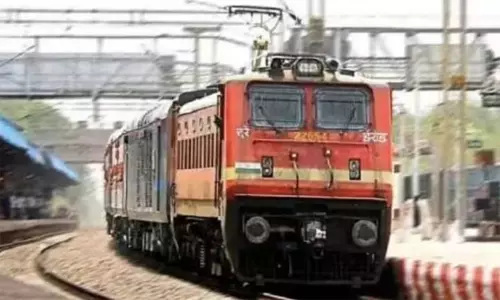 ஈரோடு - ஜோலார்பேட்டை ரெயில் சேவை நாளை ரத்து