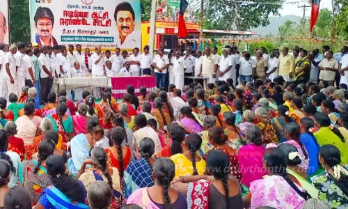 அரூர் பகுதியில் தி.மு.க. தெருமுனை பிரசார கூட்டங்கள்: முன்னாள் அமைச்சர் பி.பழனியப்பன் தலைமையில் நடந்தது