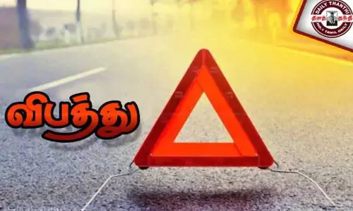 திருத்தணி அருகே சாலை விபத்தில் தாய்-மகன் உள்பட 5 பேர் படுகாயம்