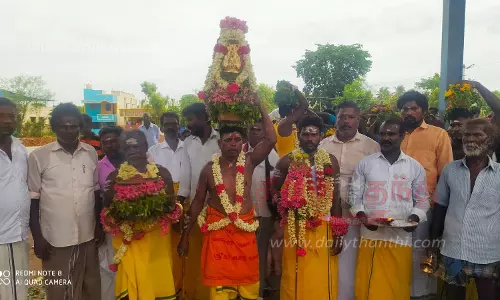 மகாகாளியம்மன் கோவிலில் பால்குட திருவிழா