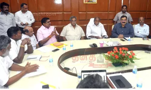 மத்திய மந்திரி நிர்மலா சீதாராமன் வருகை