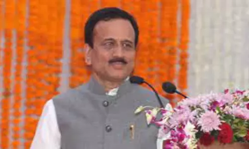 சரத்பவார் தான் விதைத்ததை அறுவடை செய்கிறார் - கிரிஷ் மகாஜன் கூறுகிறார்