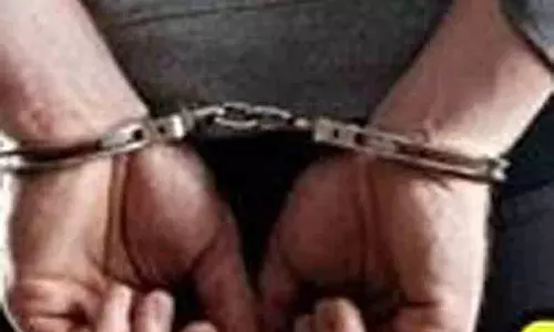 முதியவர் போக்சோவில் கைது