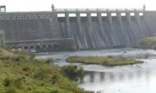 நீர்ப்பிடிப்பு பகுதியில் மழைபெய்யாததால் பவானிசாகர் அணைக்கு நீர்வரத்து குறைந்தது