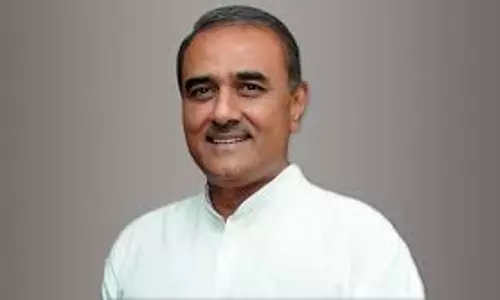 பாட்னாவில் எதிர்க்கட்சிகள் நடத்திய கூட்டம் எனக்கு சிரிப்பை ஏற்படுத்தியது - பிரபுல் படேல் சொல்கிறார் பாட்னாவில் எதிர்க்கட்சிகள் நடத்திய கூட்டம் எனக்கு சிரிப்பை ஏற்படுத்தியது - பிரபுல் படேல் சொல்கிறார்