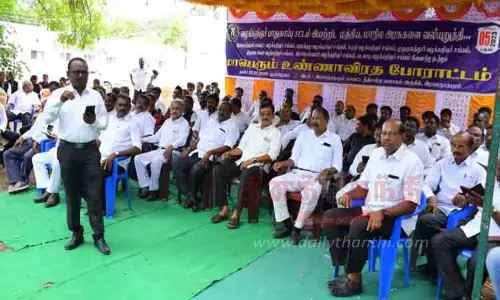 வக்கீல்கள் உண்ணாவிரதம் வக்கீல்கள் உண்ணாவிரதம்