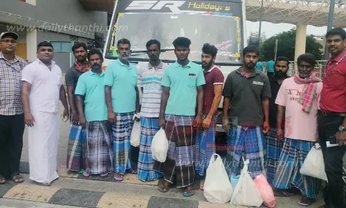 9 மீனவர்கள் ராமேசுவரம் வந்தனர் 9 மீனவர்கள் ராமேசுவரம் வந்தனர்