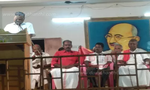 சிவகிரியில் இந்திய கம்யூனிஸ்டு கட்சி பொதுக்கூட்டம் சிவகிரியில் இந்திய கம்யூனிஸ்டு கட்சி பொதுக்கூட்டம்