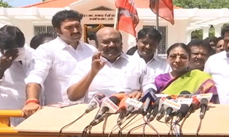 பொது சிவில் சட்டத்தை அதிமுக எப்போதும் எதிர்க்கிறது- அதிமுக முன்னாள் அமைச்சர் ஜெயக்குமார்