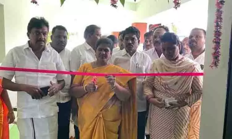 ஏமூர்புதூரில், புதிய ரேஷன் கடை