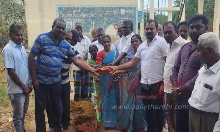 அங்கன்வாடி கட்டிடத்திற்கு அடிக்கல் நாட்டு விழா அங்கன்வாடி கட்டிடத்திற்கு அடிக்கல் நாட்டு விழா