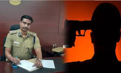 துப்பாக்கியால் சுட்டு டிஐஜி விஜயகுமார் தற்கொலை செய்து கொண்டது ஏன்? - அதிர்ச்சி தகவல் துப்பாக்கியால் சுட்டு டிஐஜி விஜயகுமார் தற்கொலை செய்து கொண்டது ஏன்? - அதிர்ச்சி தகவல்