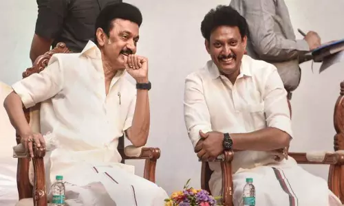 அமைச்சர் அன்பில் மகேஷ்க்கு முதல்-அமைச்சர் மு.க.ஸ்டாலின் பாராட்டு அமைச்சர் அன்பில் மகேஷ்க்கு முதல்-அமைச்சர் மு.க.ஸ்டாலின் பாராட்டு