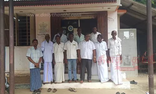 6 ஆண்டுகளாக பயிர்க்கடன் வழங்காததை கண்டித்துகூட்டுறவு சங்கத்தை விவசாயிகள் முற்றுகைஓமலூர் அருகே பரபரப்பு