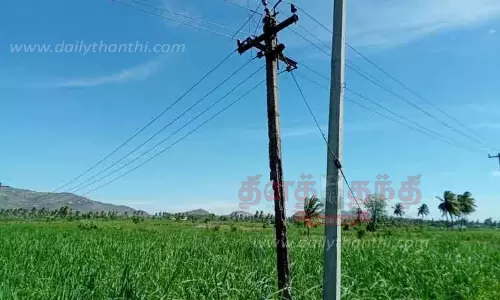 சேதமான மின் கம்பத்தை மாற்ற வேண்டும்