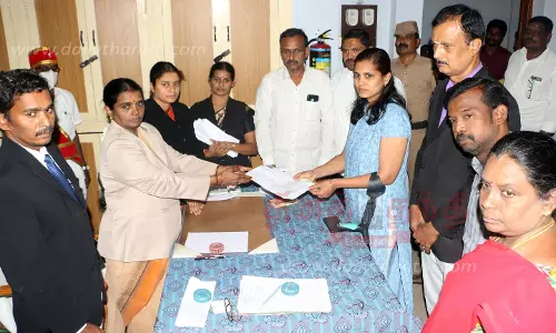 சேலம் மாவட்டத்தில் மக்கள் நீதிமன்றம்:149 வழக்குகளுக்கு உடனடி தீர்வுவிபத்தில் இறந்தவரின் குடும்பத்தினருக்கு ரூ.1.80 கோடி இழப்பீடு