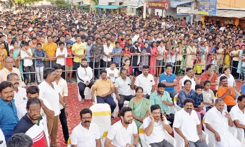 ஆடல்-பாடல் கொண்டாட்டத்துடன் களைகட்டிய மகிழ்ச்சியான ஞாயிறு