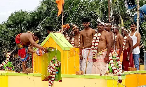 தொம்பரகாம்பட்டியில்வீர ஆஞ்சநேயர் கோவில் கும்பாபிஷேக விழா