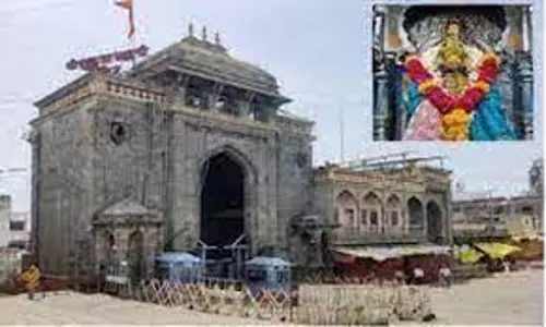 உஸ்மனாபாத் துல்ஜா பவானி கோவிலுக்கு உண்டியல் காணிக்கை மூலம் ரூ.19 கோடி வசூல் உஸ்மனாபாத் துல்ஜா பவானி கோவிலுக்கு உண்டியல் காணிக்கை மூலம் ரூ.19 கோடி வசூல்