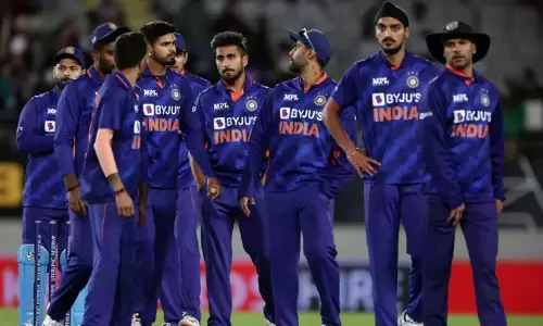 ஆசிய விளையாட்டு போட்டி: இந்திய அணியின் தொடக்க ஆட்டக்காரர்களை தேர்வு செய்த முன்னாள் கிரிக்கெட் வீரர்...! ஆசிய விளையாட்டு போட்டி: இந்திய அணியின் தொடக்க ஆட்டக்காரர்களை தேர்வு செய்த முன்னாள் கிரிக்கெட் வீரர்...!