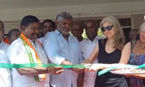 குற்றாலத்தில் தொடங்கியது படகு சவாரி... திறந்து வைத்த ஆஸ்திரேலிய பெண் - சுற்றுலா பயணிகள் படு குஷி..!