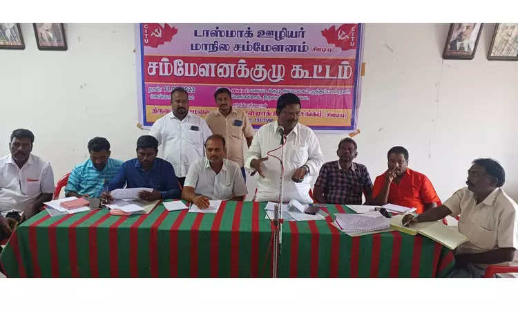 டாஸ்மாக் ஊழியர்களுக்கு காலமுறை ஊதியம் வழங்க வேண்டும் டாஸ்மாக் ஊழியர்களுக்கு காலமுறை ஊதியம் வழங்க வேண்டும்