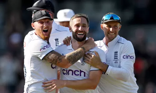 ஆஷஸ் தொடர்: 4வது டெஸ்ட் போட்டிக்கான இங்கிலாந்து அணி அறிவிப்பு...!