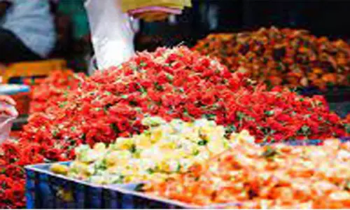 தற்காலிக பூ மார்க்கெட் கடைகளை காலி செய்ய நோட்டீஸ்