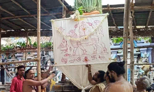 திருவதிகை வீரட்டானேஸ்வரர் கோவிலில் ஆடிப்பூர உற்சவம்