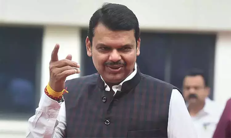 தேவேந்திர பட்னாவிஸ் களங்கம் அடைந்தவர் தான் - உத்தவ் சிவசேனா மீண்டும் குற்றச்சாட்டு தேவேந்திர பட்னாவிஸ் களங்கம் அடைந்தவர் தான் - உத்தவ் சிவசேனா மீண்டும் குற்றச்சாட்டு