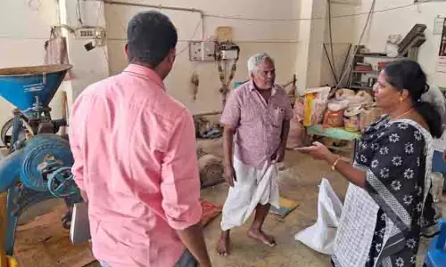 அரவை ஆலைகளில் குற்றப்புலனாய்வு துறையினர் ஆய்வு அரவை ஆலைகளில் குற்றப்புலனாய்வு துறையினர் ஆய்வு