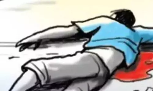 தலையில் கல்லைப்போட்டு தொழிலாளி படுகொலை