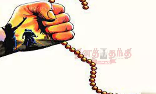 கோவில் பூசாரியிடம் 7 பவுன் சங்கிலி பறிப்பு