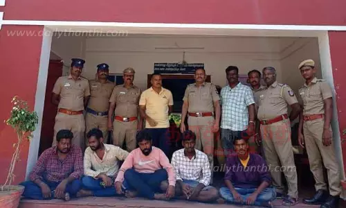 கூட்டு கொள்ளையில் ஈடுபட சதித்திட்டம் தீட்டிய 5 பேர் கைது
